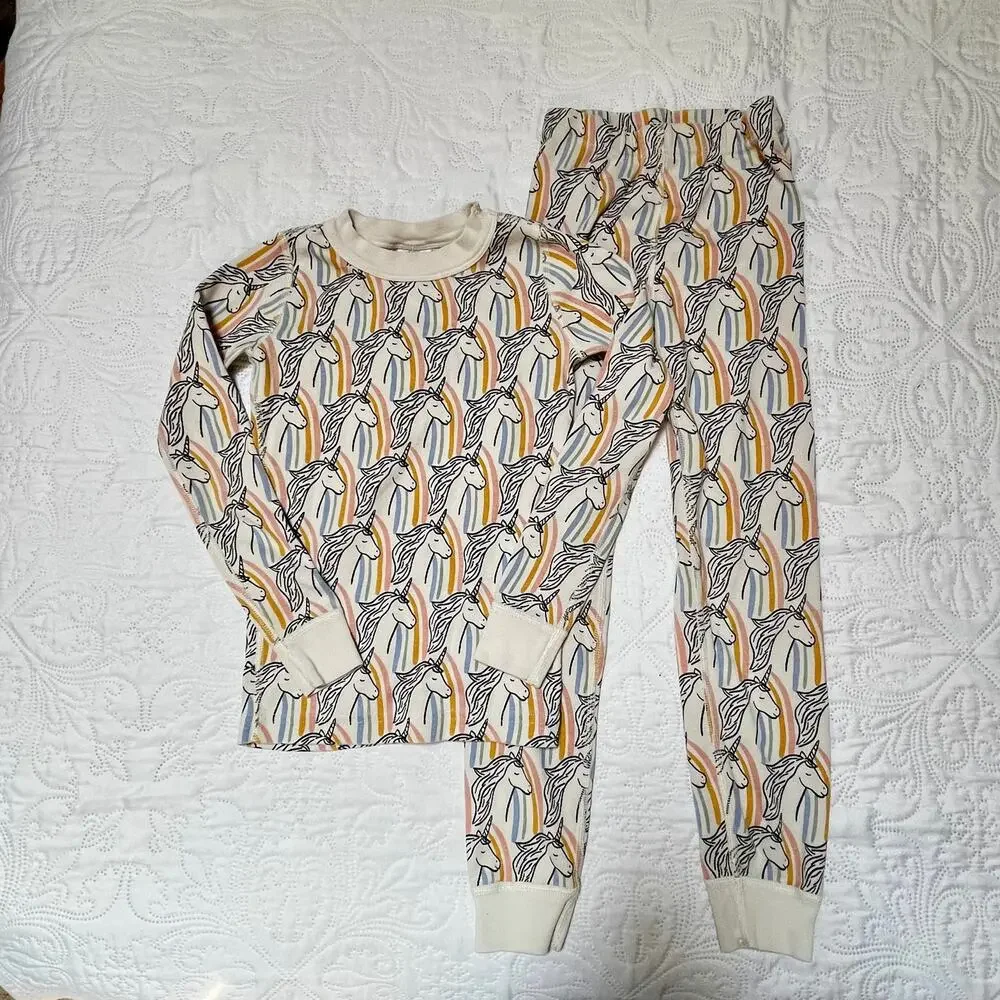 Hanna Andersson Rainbow Unicorn PJ Set Size 6/7